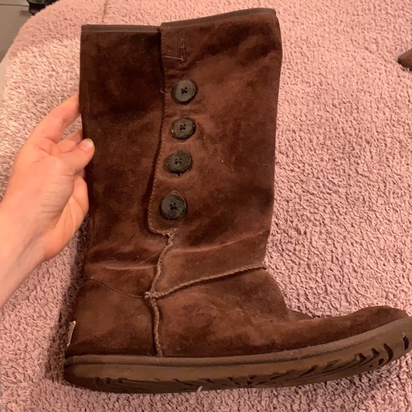 UGG Boots - Picture 3 of 5